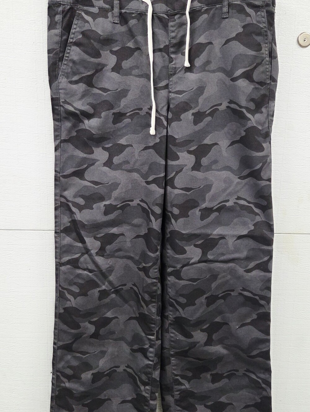 Torrid 0 Wide Leg pull on elastic back Camo Pants - Black - Picture 6 of 6